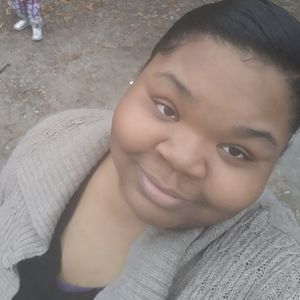 Meet your Posher, Camille